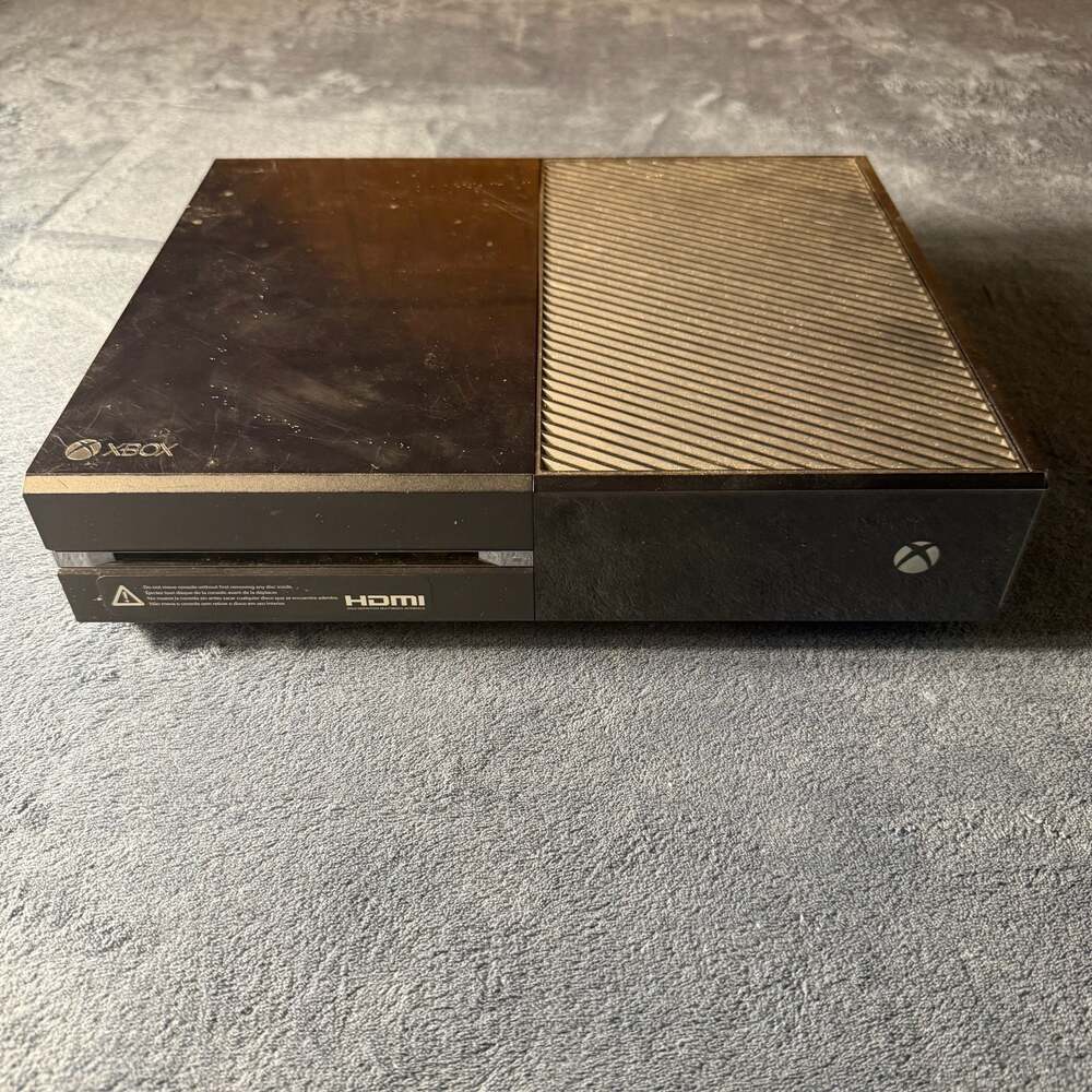 Microsoft Xbox One Console 500GB - Black - Model 1540